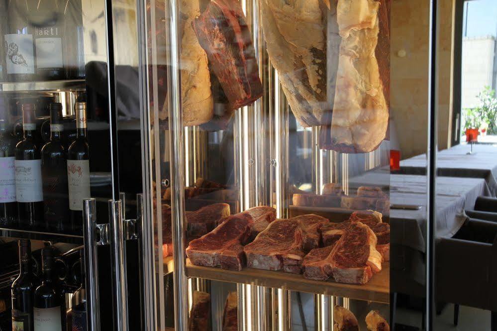 리시덴츠 암 츠스윙 드레스덴 외부 사진 Aging meat
