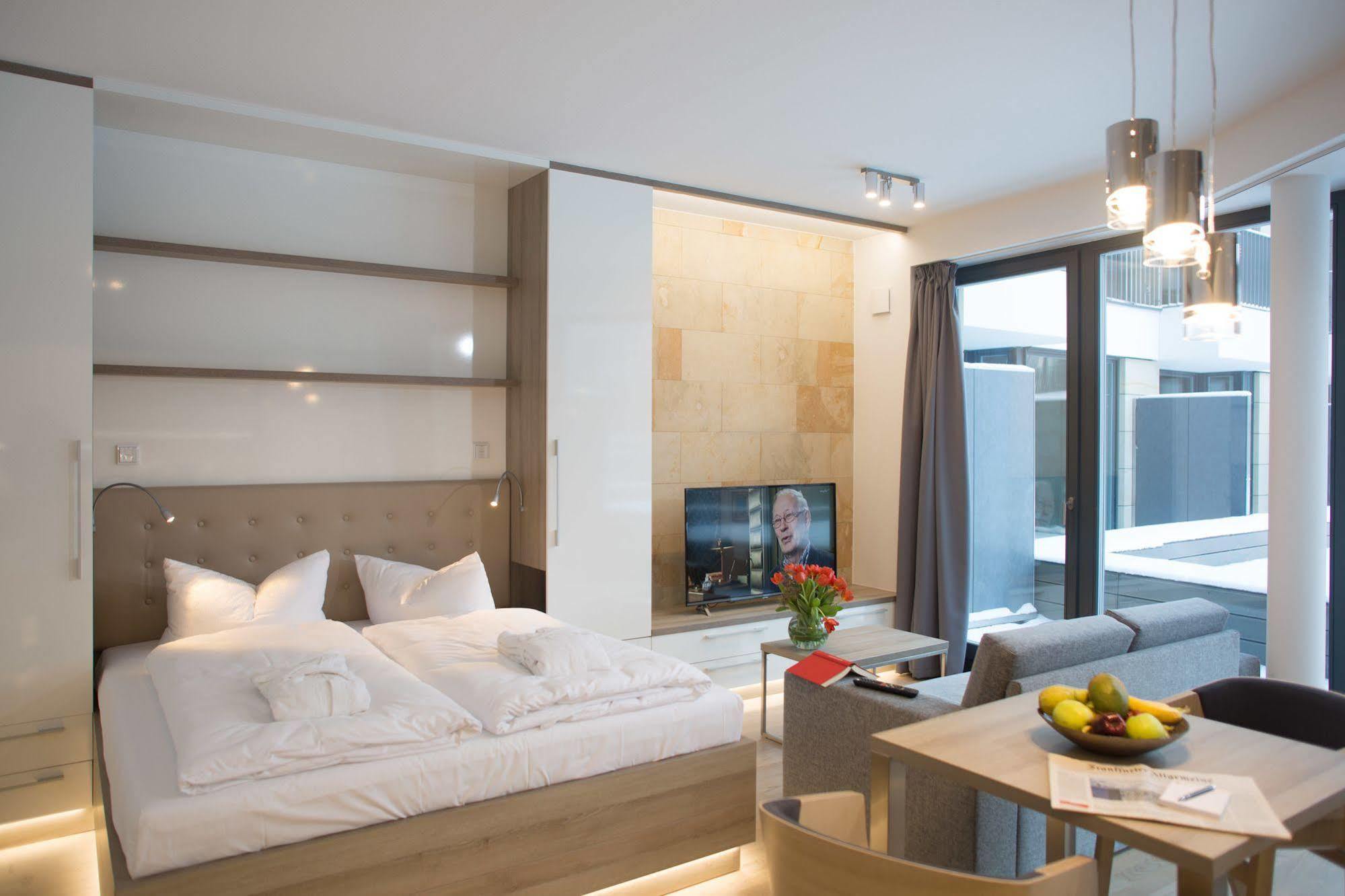 리시덴츠 암 츠스윙 드레스덴 외부 사진 A typical studio apartment
